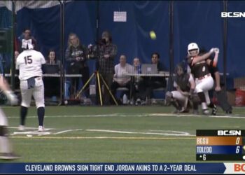 Titans Legend Reflects on Past as St. John’s Prepares for State