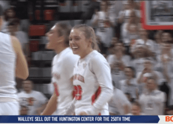 Lexi Fleming Ignites Falcons on WNIT Run