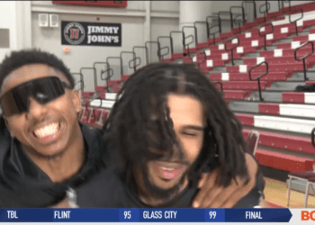 Wranglers Down United Despite Being Short Handed