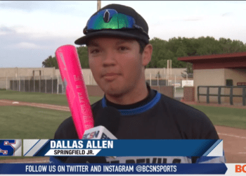 Springfield Shuts Out Findlay to Advance to District Finals