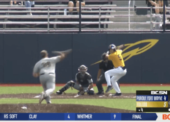 Rockets Come up Short After 10 Innings Against Mastodons