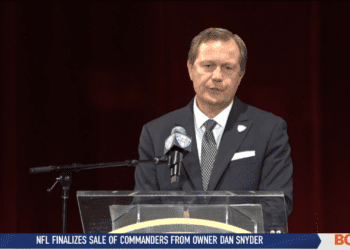 MAC Commissioner Honors BGSU Legend, Jim Lessig