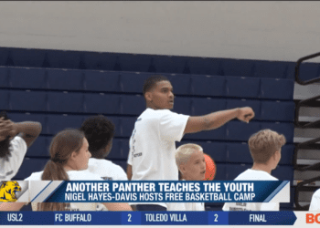Whitmer Alum Hayes-Davis Brings Basketball Lessons Full Circle at Free Camp