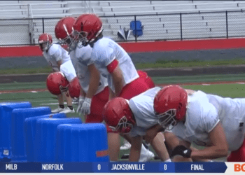 Bedford Turns to Captains Connor Green, Kyle Kloceck to Develop Brotherhood