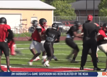 Jerry Davis’ Positive Attitude Pushing Rogers