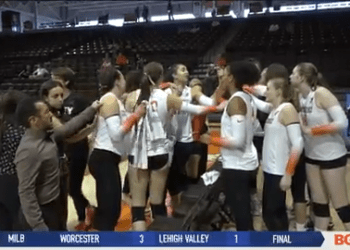 BGSU Takes Down Northern Illinois to Open Conference Play