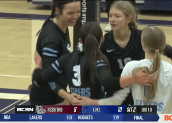 Lake Volleyball Sweeps Rossford, Moves on to District Final