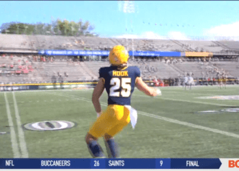 Maxen Hook Prescence Felt in Return for Rockets