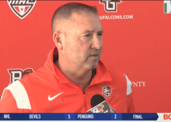 Whiteford Sticks to Fundamental Football Facing Richard