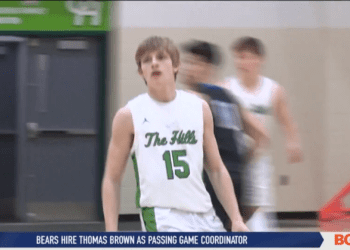 Green Bears Bounce Royals by 17