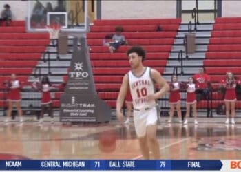 Central Catholic Cruises through Sectional Semifinal