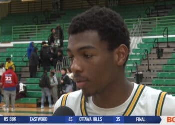 Williams’ Hot Hand Lifts Clay over Bowsher