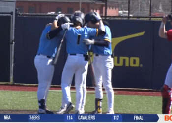 Rockets Bats Stay Hot with 8-7 Win over the Huskies