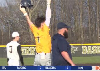 11-Run Inning Propels Panthers over Yellow Jackets