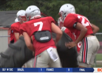 BG Seniors Striving for First Winning Season Since 2020