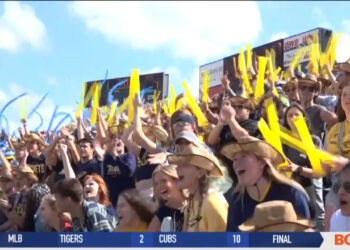 Rockets Host Pep Rally Downtown to Build Fan Support