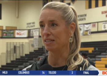 St. Joseph Sweeps Perrysburg in Volleyball