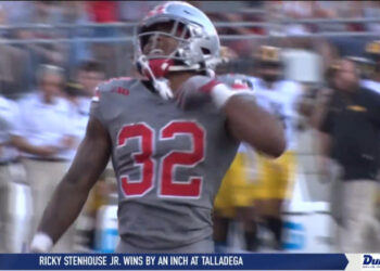 Buckeyes Bully Iowa; OSU Controls Line in Win