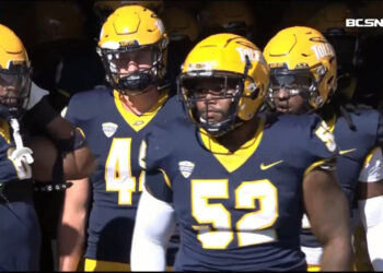 Whitmer Alum Cavon Butler Thrives at Toledo with Family by His Side