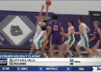 Ottawa Hills Ousts Maumee in Bob Fisher Holiday Classic Semis