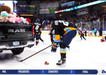 Walleye Throw Bison on Teddy Bear Toss Night