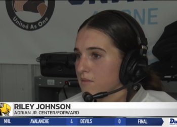 Adrian Women Knock-Off Defending National Champs River Falls on the Ice