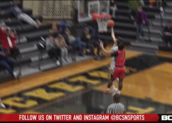 Perrysburg Rolls Bobcats 64-37