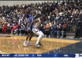 St. John’s Holds off St. Francis for Rivalry Win