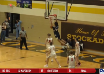 Maumee Valley Wins a No-Doubter in District Final Match with Mohawk