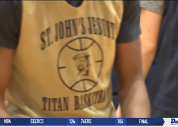 Gibsonburg Drops Toledo Christian Out of the Playoffs