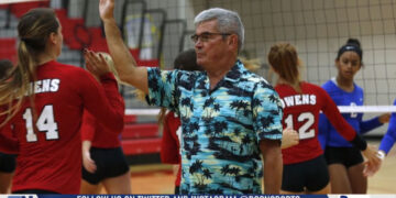 Sonny Lewis Receives NJCAA Coaches Legacy Award Honors