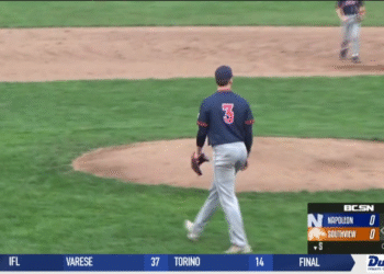 Napoleon Wins a Thrilling Pitcher’s Battle 1-0