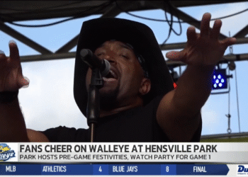 Fans Cheer on Walleye From Hensville