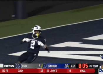 Sandusky Tallies First Win Of 2025 in 32-20 Victory Over Lorain