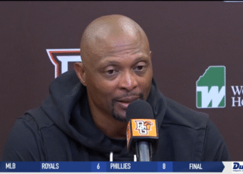 Bowling Green Defends Doyt L. Perry Stadium, Beating Liberty