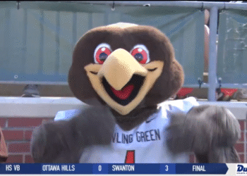 Ohio Beats Bowling Green 35-20