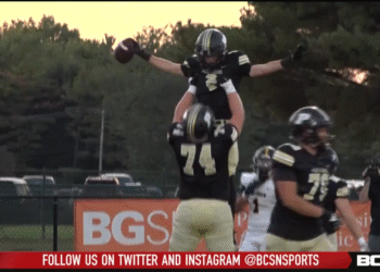 Perrysburg Dominates Northview 48-6