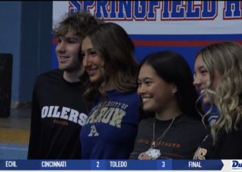 A Quartet Of Blue Devils Sign Letters Of Intent