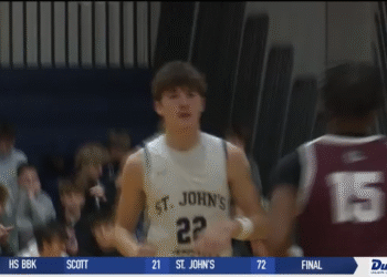 Rocket Volleyball Team Hosting NCAA Watch Party on Sunday