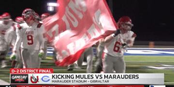 Gibraltar Carlson Kicks Bedford Out The Postseason With 33-14 Win