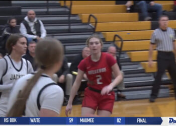 Bellevue Lady Red Remain Unbeaten with Victory at Perrysburg