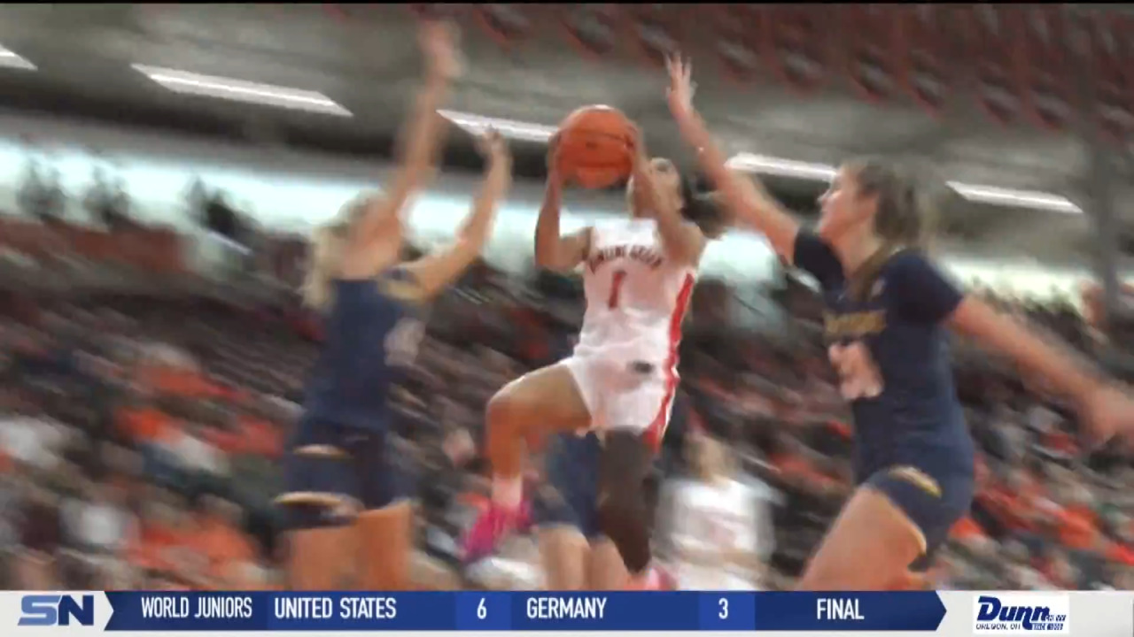 Bowling Using Guard Bowling Green Guard Using Football Skills on the Basketball Court | BCSN