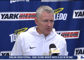 Walleye Blow 3-1 Lead En Route to 4-3 Overtime Loss to Bison