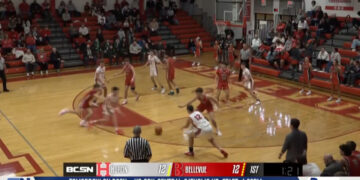 Bellevue Takes Down Huron in 60-43 Win