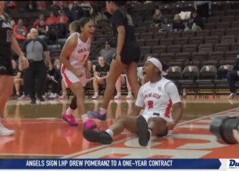 Bowling Green Flies to Victory over Le Moyne in Front of Student-Packed Crowd