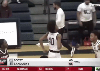 Sandusky Puts Down Scott 65-40