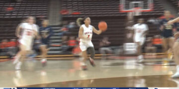 Toledo Women’s Basketball Head Coach Ginny Boggess Embraces Savage Arena Theme Nights