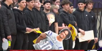 Walleye Clip Wings In 2-1 Win