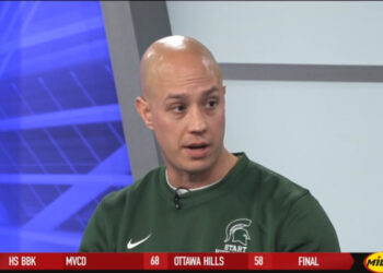 Walleye Clip Wings In 2-1 Win