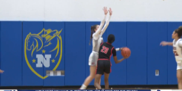 Central Catholic Takes Down Rogers in D-III District Semifinal, 46-31